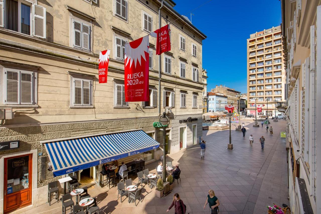 Srnec Apartments - Korzo Rijeka Exterior foto